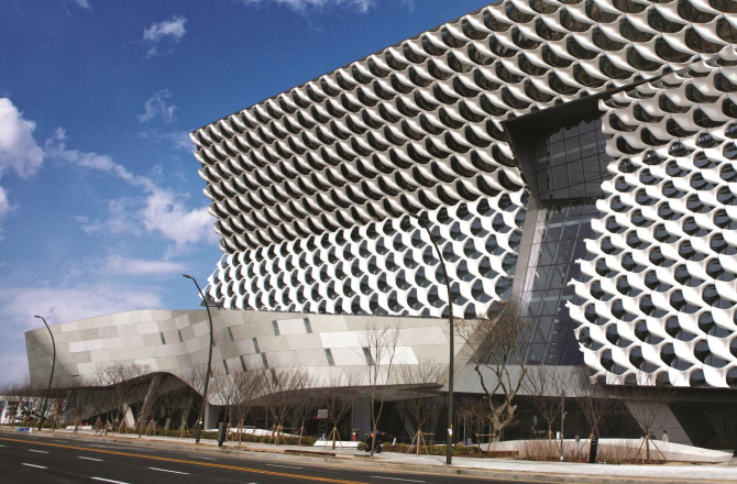 KOLON GLOTECH | eco-friendly artificial grass Company